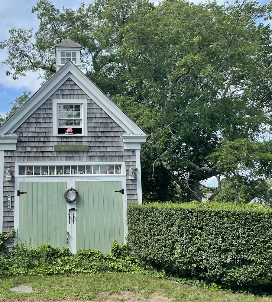 Classic island home surrounded by greenery
